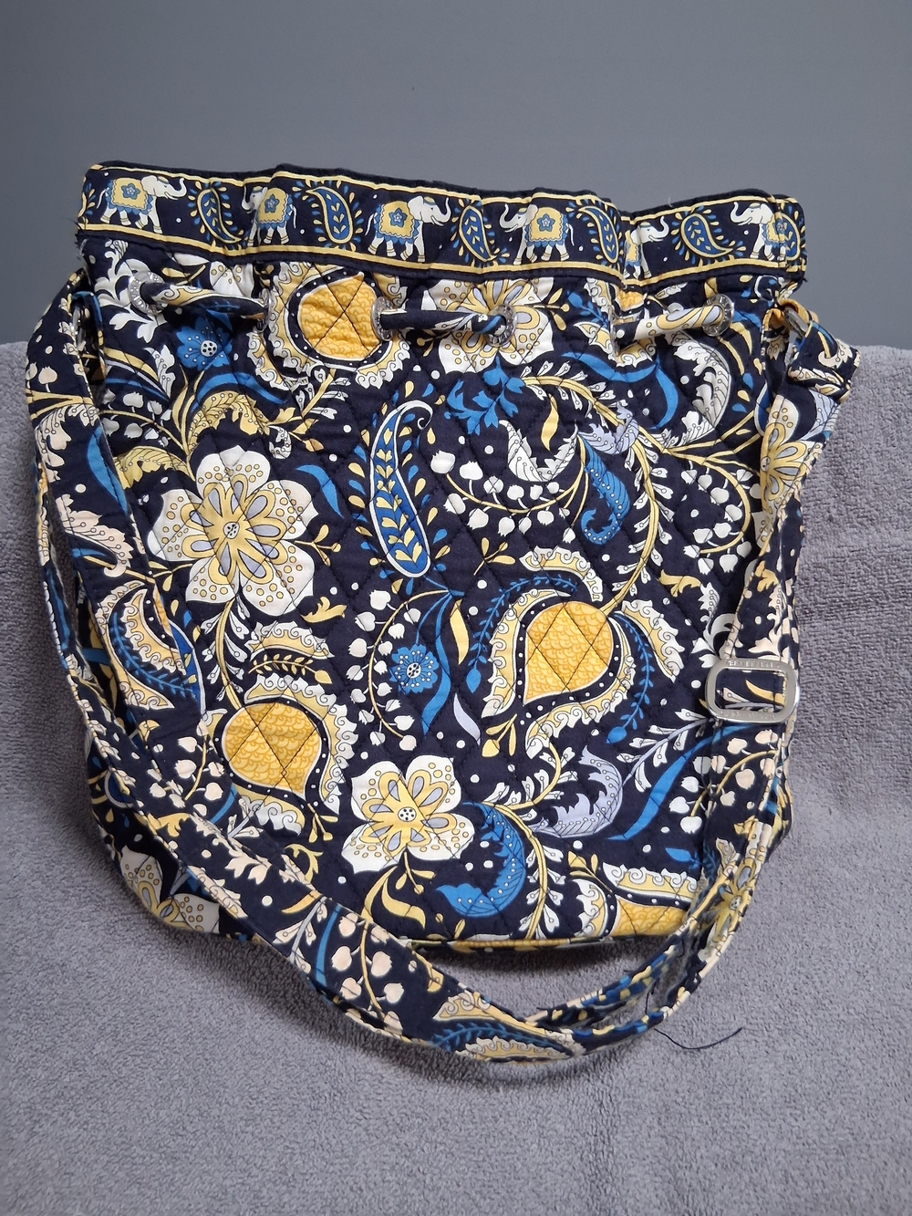 Vera Bradley Ellie Blue & Yellow Elephant Drawstring Crossbody Bag flap pockets - Picture 7 of 11
